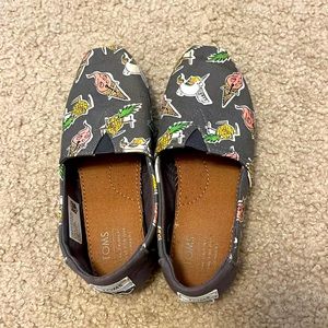 Toms little girl shoes